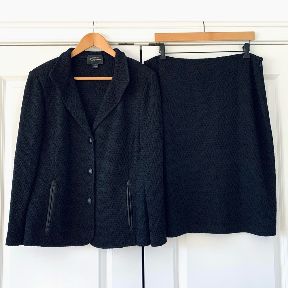 St. John Suit Set Jacket Skirt Leather Trim Knit Boutiques Modern Label Size 12